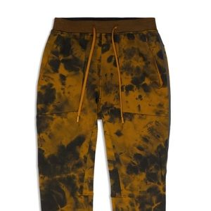 Lululemon textured tech pant